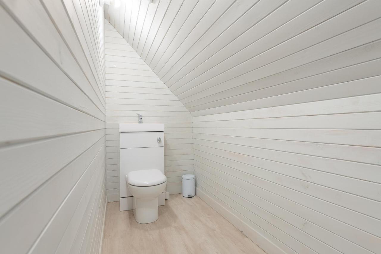 Nether Newton - Sleeps 12, Hottub, Sauna, Private Garden Newmilns Εξωτερικό φωτογραφία