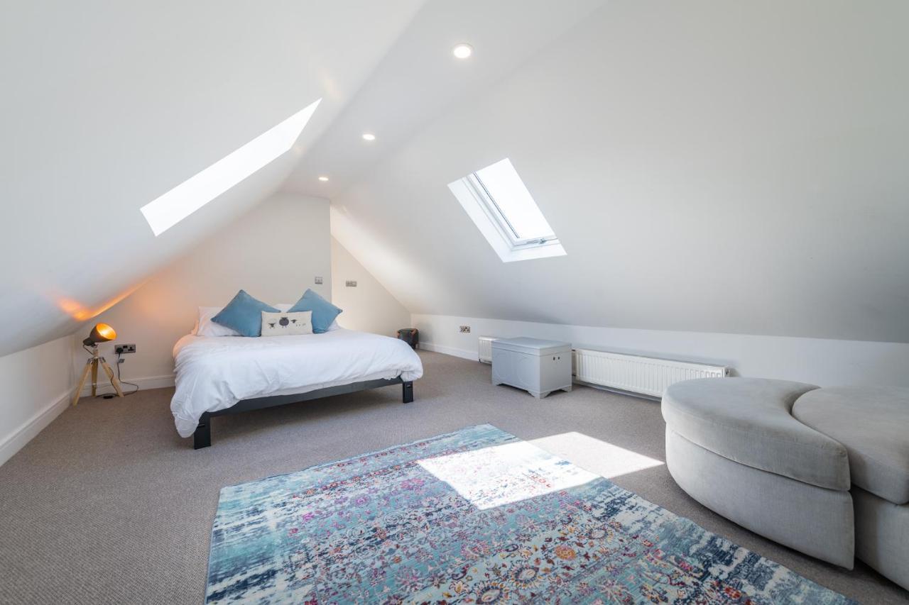 Nether Newton - Sleeps 12, Hottub, Sauna, Private Garden Newmilns Εξωτερικό φωτογραφία