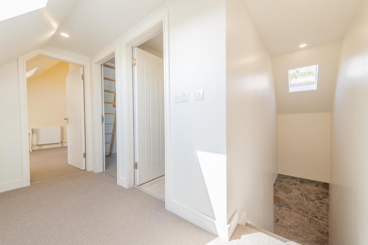Nether Newton - Sleeps 12, Hottub, Sauna, Private Garden Newmilns Εξωτερικό φωτογραφία
